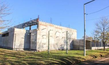 REINICIO DE OBRA ESCUELA 238 VENADO TUERTO