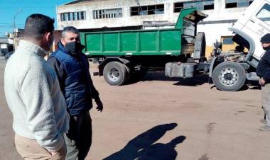 MAQUINARIA EN REPARACIÓN