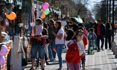 TARDE DE FERIA Y MUSICA