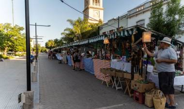 GRAN FERIA CON MUSICA EN VIVO