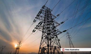 SENADOR ENRICO; RECLAMAMOS UNA OBRE DE ABASTECIMIENTO ELECTRICO PARA EL SUR DE SANTA FE