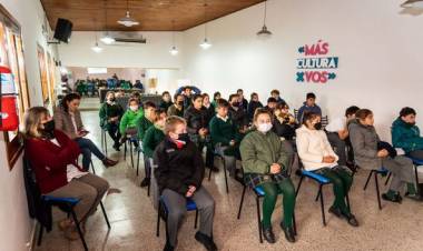CHARLA SOBRE PUEBLOS ORIGINARIOS