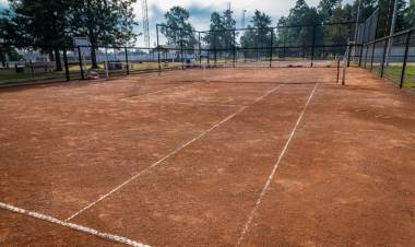 COMIENZAN LAS CLASES DE TENIS