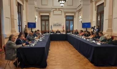 DIPUTADO GABRIEL REAL: LA DEUDA CON SANTA FE: EL PAIS EN LLAMAS Y UN FEDERALISMO PISOTEADO