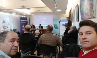 INTENDENTE NATALIO LATANZZI Y PRESIDENTE CENTRO COMERCIO E INDUSTRIA CARLOS CIANI (25/7)