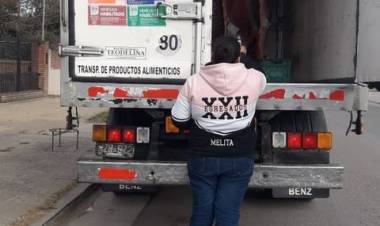 ALUMNA DE ESCUELA AGROTECNICA 335 REALIZA PRACTICAS EDUCATIVAS EN CABINA SANITARIA