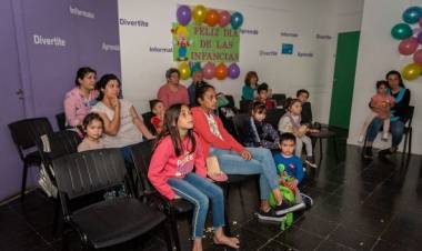 DIA DE LAS INFANCIAS- PUNTO DIGITAL (26/8)