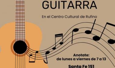 CLASES DE GUITARRA EN EL CCR
