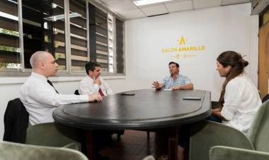 EXITO. CHARLA CINE HISPANO ADICCIONES Y CONSUMOS