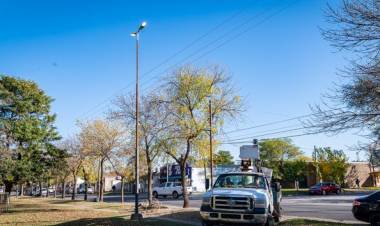 MAS LUMINARIA LED PARA LA CIUDAD