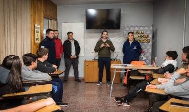 CAPACITACION EN LA ESCUELA DE CADETES