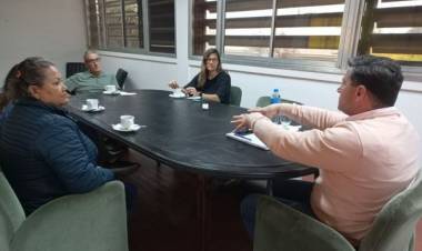 INTENDENTE NATALIO LATTANZI EN IMPORTANTE REUNION