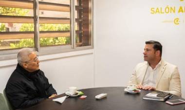 INTENDENTE NATALIO LATTANZI REUNIDO CON EL OBISPO HAN LIM MOON