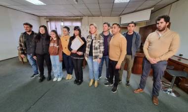 DESCUBRIMIENTO DE PLACA Y HOMENAJE A JAVIER CHAVES