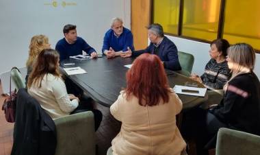 NTENDENTE NATALIO LATTANZI Y EL JEFE DE GABINETE ARTURO PATIMO CON REPRESENTANTES DEL COLEGIO DE CORREDORES INMOBILIARIOS