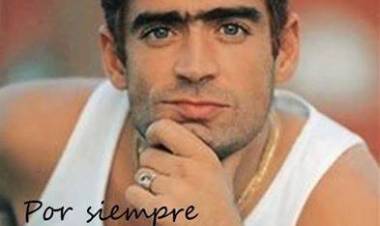 24 DE JUNIO: MUERE RODRIGO BUENO- CANTANTE