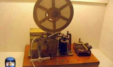 15 DE JULIO DE 1883: PRIMERA  COMUNICACION TELEGRAFICA