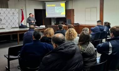 REUNION CON VECINOS POR OBRA DE CORDON CUNETA