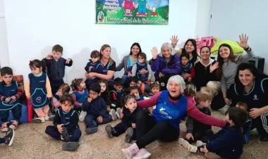 FESTEJAMOS EL DIA DEL NIÑO EN LA GUARDE DEL CAF