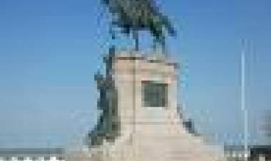 24 DE OCTUBRE DE 1909: SE INAUGURA EN FRANCIA MONUMENTO A DON JOSE DE SAN MARTIN