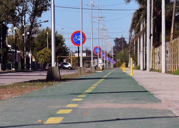 BICISENDA EN CALLE GARAY