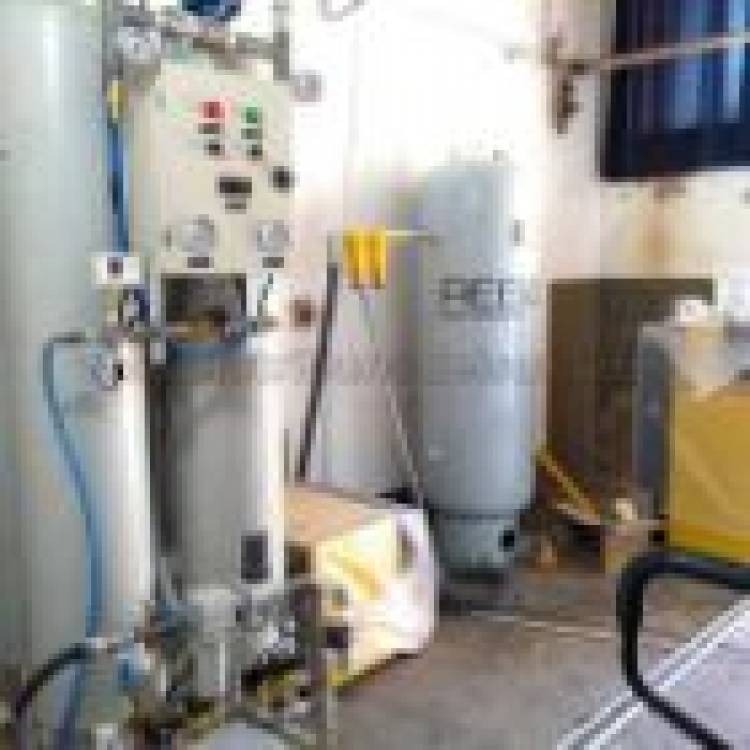 HACE UN AÑO ASI NOS EQUIPABAMOS