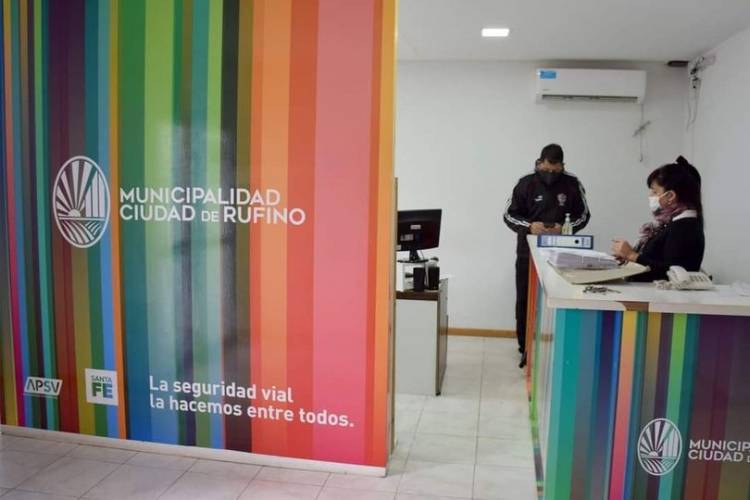 OFICINA DE LICENCIA DE CONDUCIR 11/7