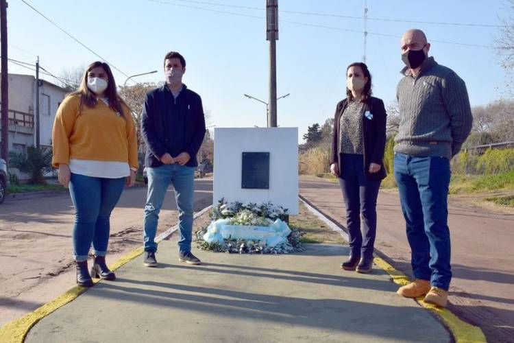 OFRENDA FLORAL EL DIA 9/7