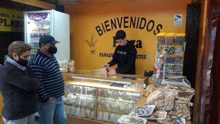 NUEVO LOCAL DE PANADERÍA PLAZA EN AMÉRICA Y SANTA ROSA
