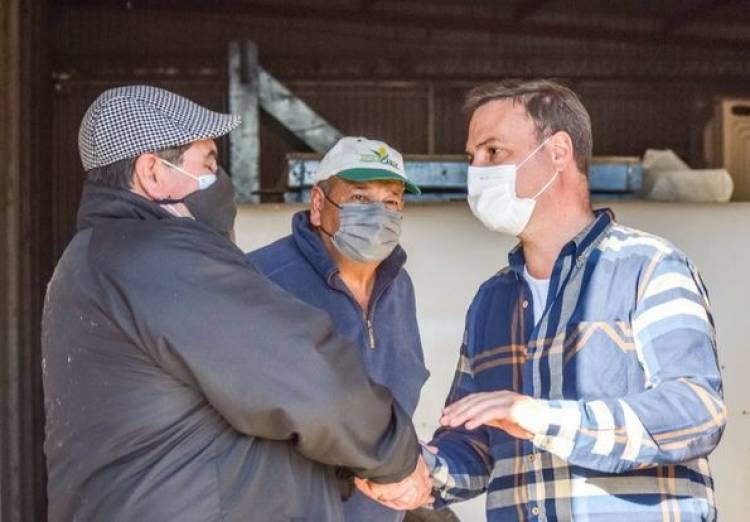 SENADOR ENRICO Y SU GESTIÓN POR LOS ARTESANOS