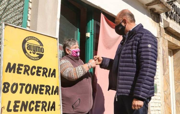 EL GOBERNADOR OMAR PEROTTI RECORRIO EL TRAMO REHABILITADO EN BV 27 DE FEBRERO  EN ROSARIO     N ROSARIO