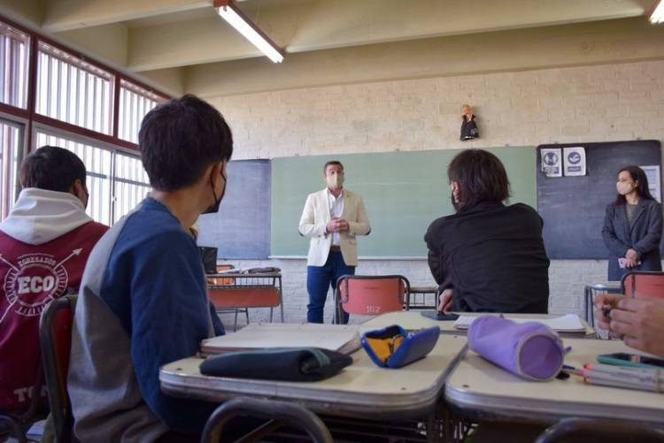 VISITA AL COLEGIO NACIONAL 11/8