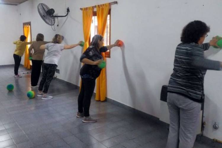 BAILE Y MOVIMIENTO EN EL HOGAR