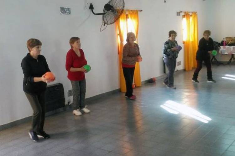 BAILE Y MOVIMIENTO EN EL HOGAR