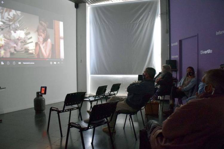 CINE PARA ADULTOS MAYORES