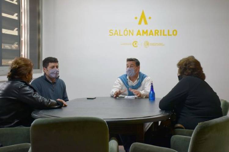 HOMENAJE A PERSONAS FALLECIDAS POR COVID