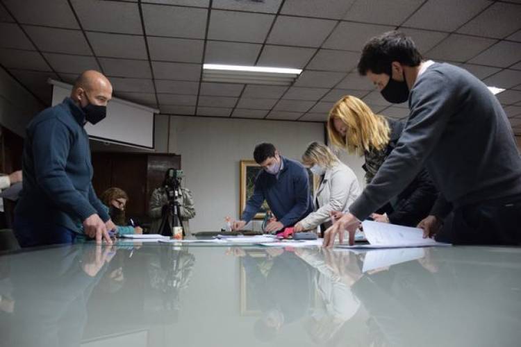 TERCERA ENTREGA DE FAE