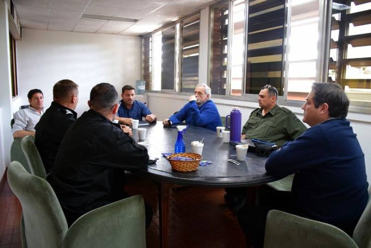 REUNION CON NUEVAS AUTORIDADES