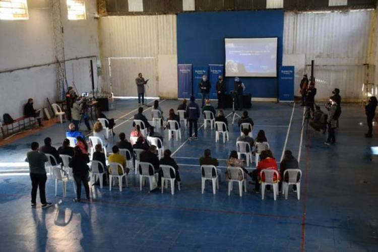 SE ENTREGARON 12 VIVIENDAS