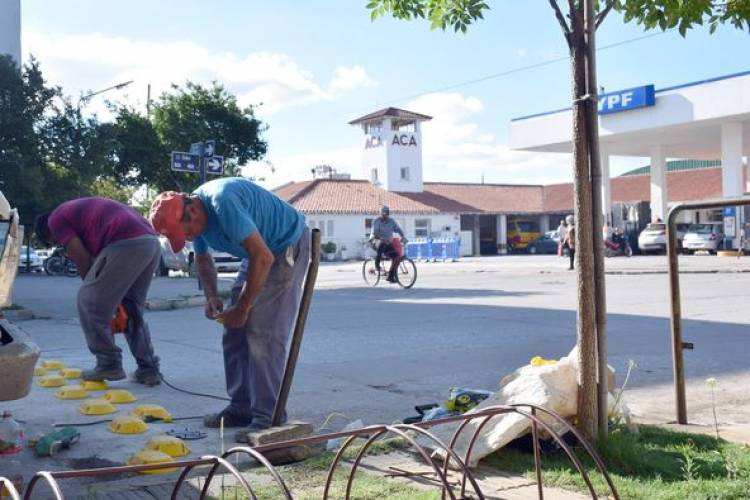 REDUCTORES DE VELOCIDAD EN COBO