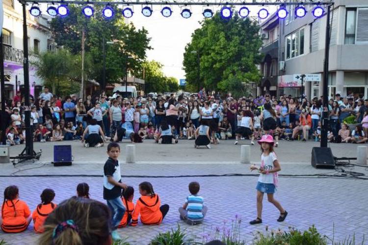 ESPECTACULAR CIERRE DE "ACTIVANDO TU BARRIO"