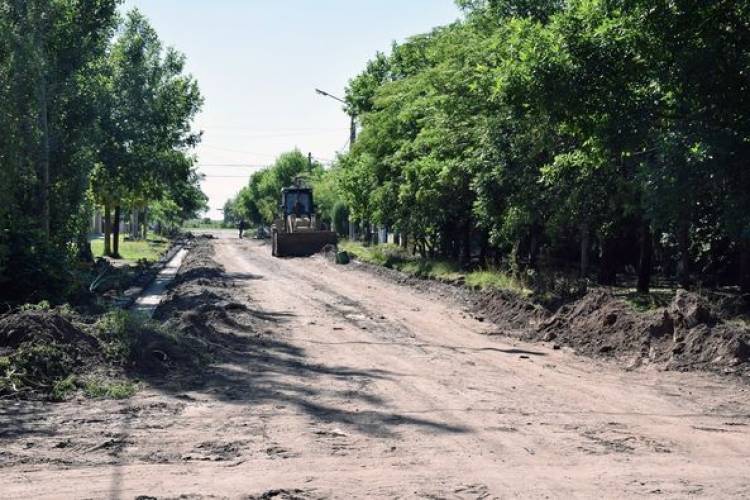 MAS CONSTRUCCION DE CORDON CUNETA