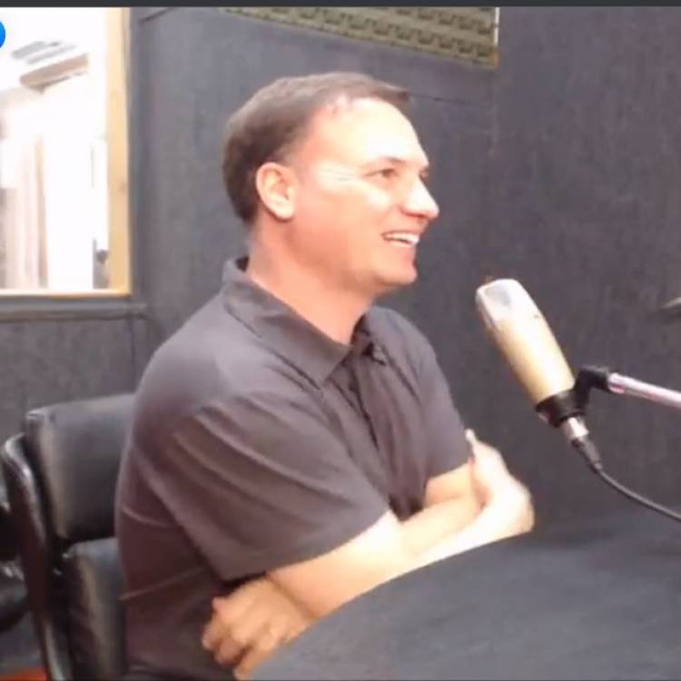Senador Enrico en los estudios de la Universal