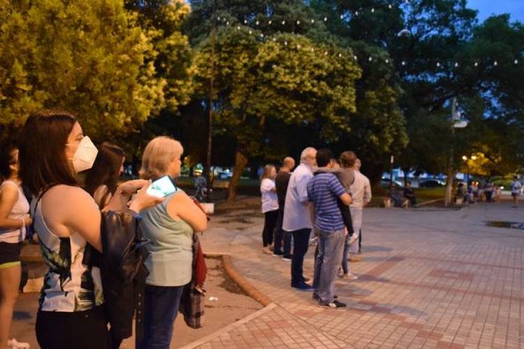 Y SE ENCENDIO EL ARBOLITO...!!!