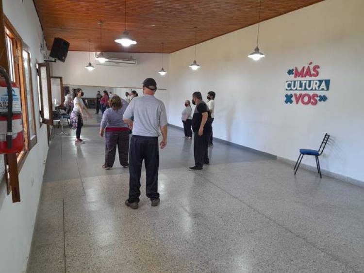 DANZA/TEATRO EN EL SUM