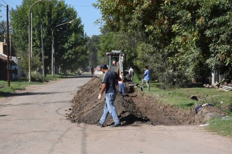 CORDON CUNETA EN CALLE ECHEVERRIA