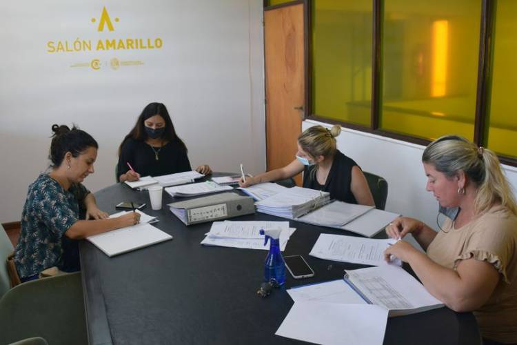 REUNION DE COMISION DE BECAS