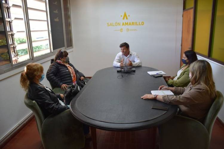 UN LUGAR PARA CAPULLITOS