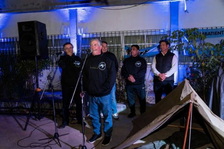 (2 DE ABRL) VIGILIA EN EL MUSEO DE MALVINAS