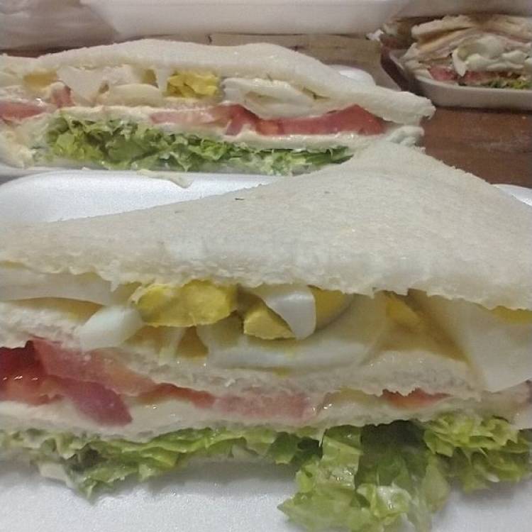 VERDULERIA "EL 33" DE MIRIAM CABALLERO